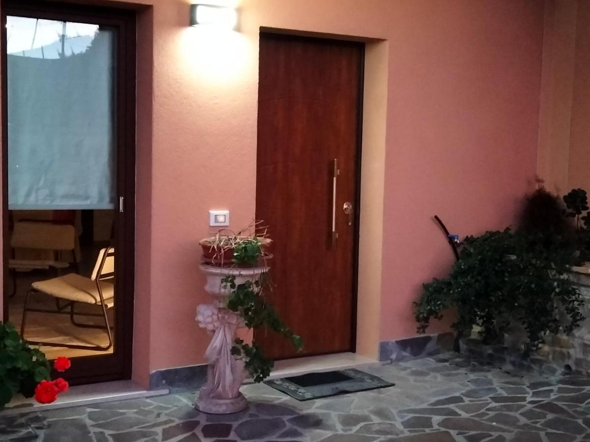 B&B La Casa Di Giuliana Cermignano Exterior foto